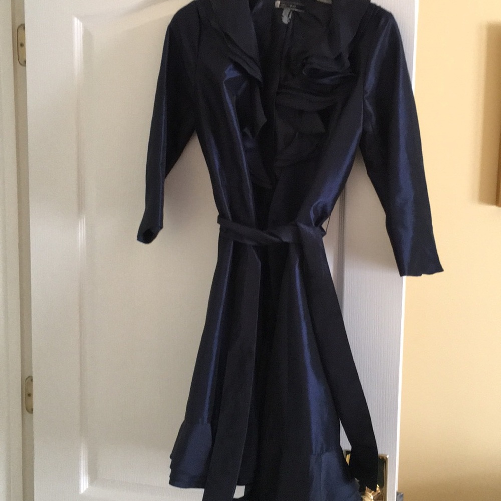 Beautiful evening coat with belt.